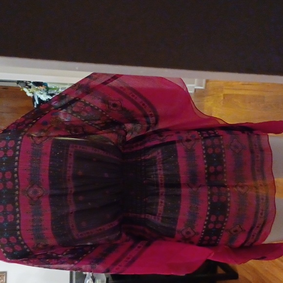 Forever 21-Sheer Multicolor Red tone color & design w/Butterfly sleeves -Sz (PS) - Picture 4 of 6